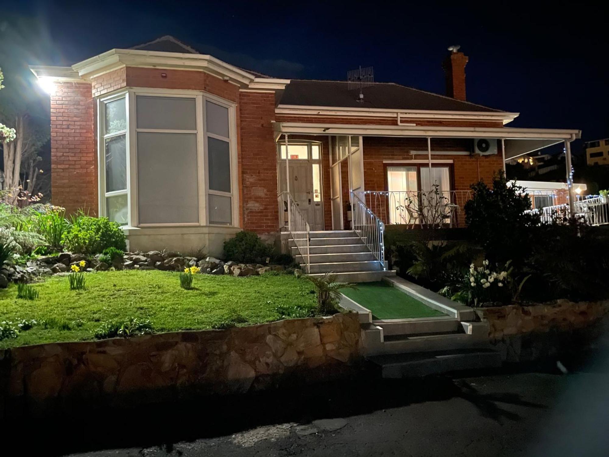 Oakleigh House Hotel Burnie Exterior foto